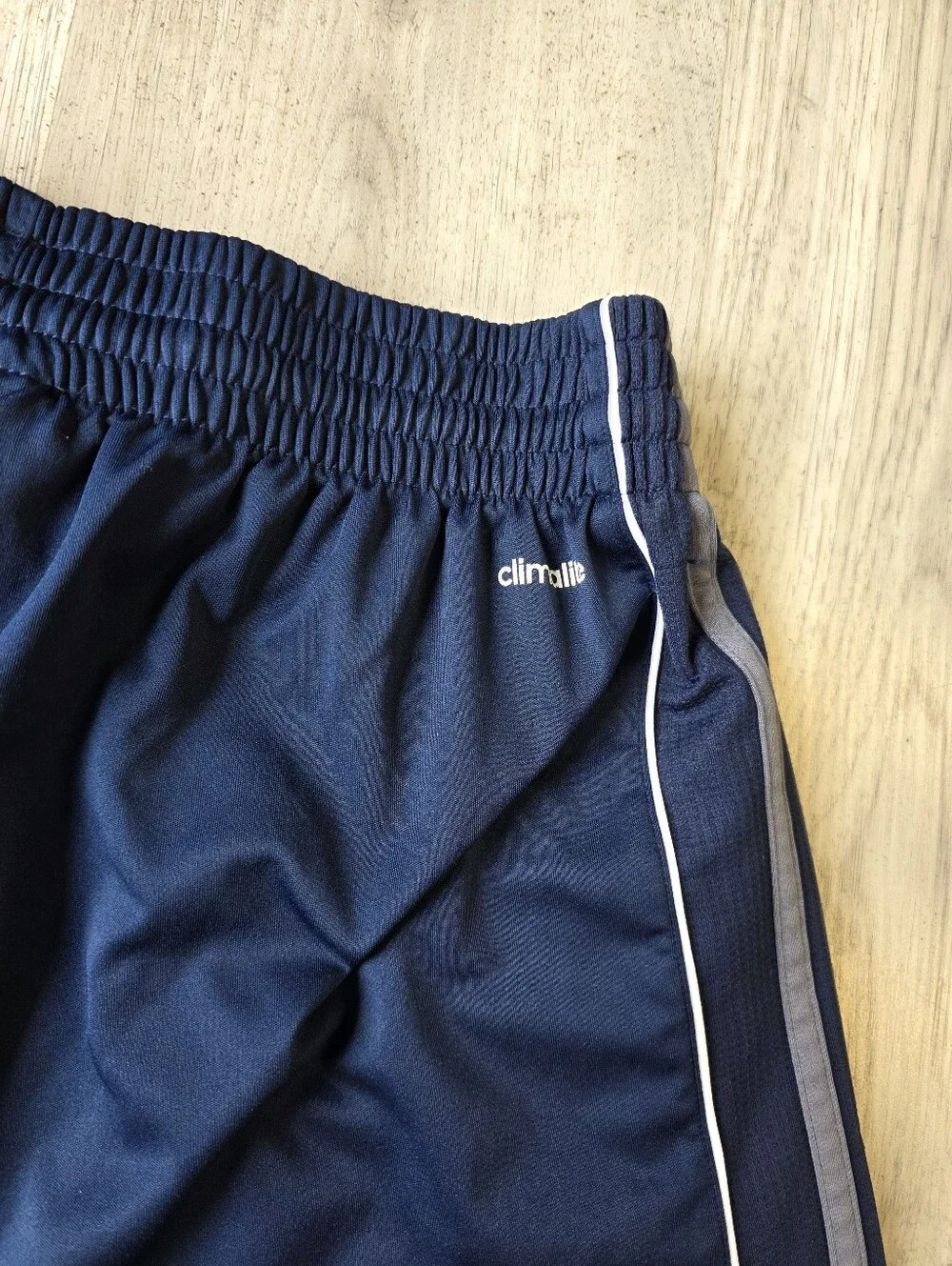 Adidas ClimaLite Mens Athletic Shorts Large Navy Blue 3 Stripe Drawstring